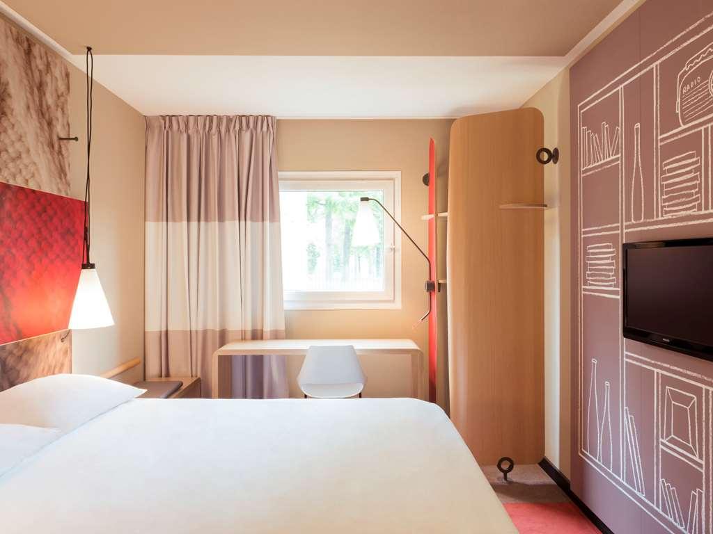 Ibis Hotel Koeln Am Dom Номер фото